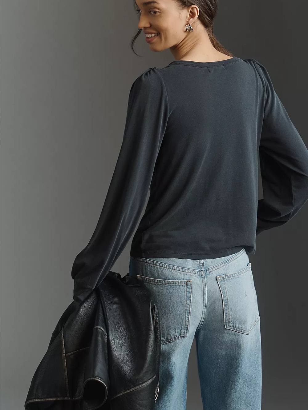 Nation LTD Dark Charcoal Long-Sleeve Crewneck Top size M